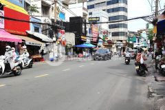 Bán nhà mt lê quang định 134 ngang 4m 25ty p14 bình thạnh