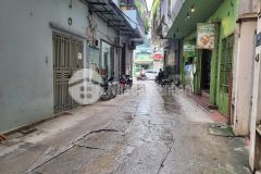 Bán nhà tôn thất tùng 45m25t. oto đỗ cửa, 10m ra phố 5.8 tỷ