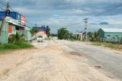 Lô đất mặt tiền đường trần phú khu dân cư tây yên 250m2 1,6x tỷ