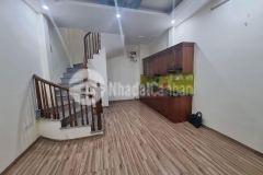 Bán nhà phố thuỵ khuê, sát phố, 35m2, 4m, nhỉnh 4 tỷ.