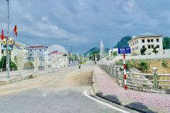 Đường nhựa 7.5m, dt 120m, đất odt, trung tâm thị trấn, giá từ 589tr