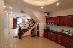 Bán nhà tây sơn đống đa 38m x 5 tầng đối diện đại học thủy lợi ngõ thông chỉ 4 tỷ.