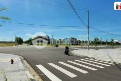 Đất đẹp ngay cạnh chợ vĩnh điện, thích hợp để ở hay đầu tư, giá từ 2 tỷ, lh 0796660020