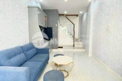 Chính chủ nhà mới an dương vương q5 vừa ở vừa kinh doanh giá tốt.