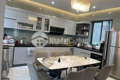 Bán nhà đẹp yên hòa,cầu giấy,thang máy,42m,5t,3.8m giá chỉ 6.2 tỷ lh hải cg 0966866250