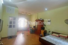 Cần bán gấp nhà mặt phố võng thị, 44m2, 4t, ô tô tránh, kinh doanh sầm uất, gần hồ tây, 8.8 tỷ