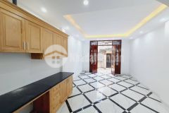 Nhà đẹp, mới cứng, kim giang, ô tô đỗ cửa, 6 t ở ngay, chỉ nhỉnh 4 tỷ.