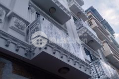 Cần bán nhà mới ôtô ngọc thụy 33m2, 5 tầng giá 4.15 tỷ.