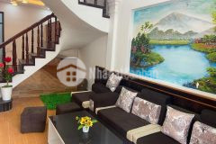 Ngọc hồi 55m mt 4.1m 2.25 tỷ cách một nhà ra đường ô tô tránh