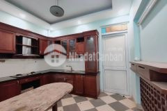 Bán nhà nguyễn văn cừ, long biên 70m2, mt4,5m. ôtô qua. nhỉnh 11 tỷ. lh 0853092009.