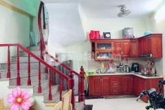 2.95 tỷ sở hữu nhà 30m2 bạch mai xây 5 tầng, đối diện chợ mơ, gần trường học, gần phố