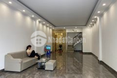 Nhỉnh 15 tỷ có nhà lạc long quân, cầu giấy 60m2 oto tránh gara oto kinh doanh đỉnh