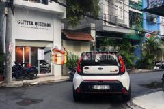 Nhà đẹp, xe hơi đổ ngõ tiện ích tuyệt vời quận 10.