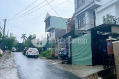 Bán nhà 2 mặt tiền 3 phòng ngủ ngay kqh ngô quyền