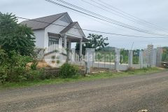 Đât rông 10x45 gia chi 950tr cach phô chi 10 phut đi xe