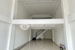 Cho thuê nhà mặt tiền đường 32, p16, q11, 4.7x11m, trệt lửng 2 lầu, nhà mới xây, 32tr
