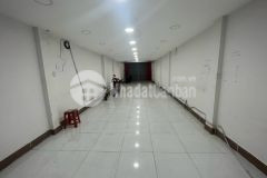 Nhà cho thuê đường 32, p7, q11, 4x30m, trệt lửng 3 lầu, trống suốt, vị trí đẹp, 80trth