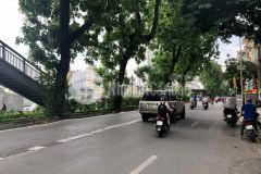 Bán nhà sổ phân lô,ô tô đỗ cửa,vỉa hè mặt tiền rộng.phố hoàng cầu quận đống đa,diện tích 80m2, 23 tỷ