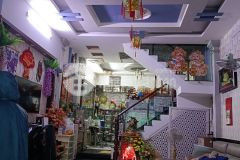 Bán nhà thới an, quận 12 ngang 4.5m 4 tầng hxh quay đầu cách lê văn khương 50m chỉ 5 tỷ. 0934749575