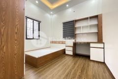 Chính chủ cần bán gấp nhà định công thanh xuân, 36m2, 4 tầng, nhỉnh 3 tỷ, lh 0986560636.