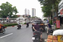 Mặt ngõ, ô tô tránh, kinh doanh sầm uất phố tây sơn, đống đa. 0911554873.