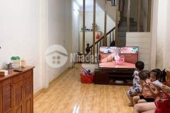 Bán nhà cầu giấy, dt 35m x5 tỷ, mt 3,7 m, giá 5,1 tỷ