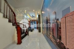 Bán nhà bát khối long biên nhà đẹp mới koong ngõ nông 46m2 4 tầng