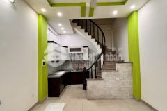 Nhà đẹp phố 83 ôtô đỗ cửa kd sầm uất. 30m2 x 4t. giá 3.6 tỷ.