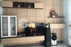 Bán nhà phu hoa 1tret 1lau sân thượng truoc va sau