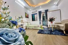 Bán ccmn xuân thủy cầu giấy thang máy 30 phòng kk