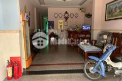 Bán khách sạn giá rẻ quận 12, 90m24.5x20, 4 tầng, giá 11.3 tỷ.