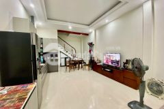 Bán nhà ngõ thông lô góc ling lang ba đình hà nội 5 tầng mt 4.5 45 m2 giá 4.5 tỷ