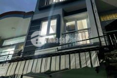 Cần bán gấp nhà quận 12 shr. 1 trệt 2 lầu 30m23ty6. đường nhựa 4m.