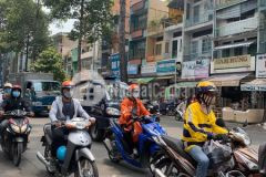 Mặt tiền thụt q10,trần nhân tôn 294m2,giá 65 tỷ