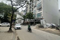 Cc gửi bán đất dt 60m2 tặng nhà 2 tầng dịch vọng hậu, cầu giấy 85trm2.