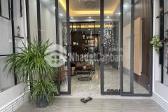 Bán gấp nhà phố bồ đề, hồng tiến, 55m2, 5 tầng, ô tô, gần hồ, full nội thất