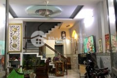 Bán nhà giá rẻ hẻm ô tô vào nhà 4x16m 4 tầng, giá chỉ 7.25 tỷ.