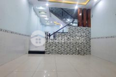 Nhà đẹp ngay trung tâm 63m2 4 tầng