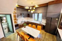 Siêu rẻ chia lô vip lạc long quân, 38m2 x 6t. thang máy. ngõ cực rộng. nhỉnh 6 tỷ