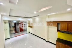 Trung tâm văn quán ngõ thông kd nhỏ ô tô lùi cửa nhà đẹp ở ngay