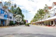 Kẹt tiền bán gấp cặp nền ngay trung tâm thành phố