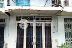 Nhà mt kd văn thân 4x20m sát bên chợ bình tiên