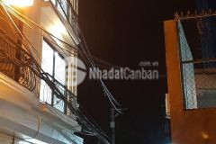 Nhà lô góc ngõ thông 2 ô tô tránh duy nhất tại quận long biên giá chỉ 2,8 tỷ