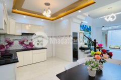 Nhà đẹp, phú nhuận, 5 x 11.5m, 3 lầu, 8.9 tỷ, trần khắc chân