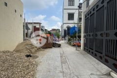 Bán lô đất 76m2 đông dư, gia lâm. đường 5m ô tô 7 chỗ tránh nhau, 2 mặt ngõ trước và sau.