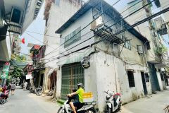 Kim ngưu ôtô lô góc sổ đẹp kd sầm uất gía hạt rẻ. 47m. 5.9 tỷ.