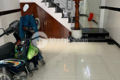 Nhà đẹp, trần hưng đạo, rộng 3.4m dài 13m, chỉ 4.2 tỷ, 4 pn