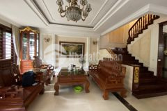 Bán gấp biệt thự linh đàm, hoàng mai, 200m2, vỉa hè rộng, 22 tỷ.