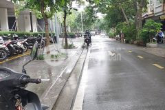 Cần bán nhà gần mặt phố đường lạc long quân, kinh doanh, văn phòng 21 tỷ