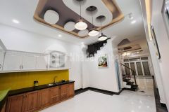 Xe ô tô vào nhà 1168 trường sa phú nhuận 5x16m 4 lầu 12 tỷ. ở ngay